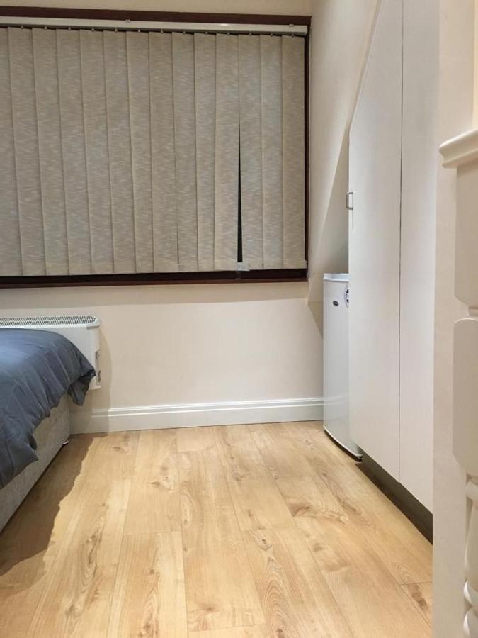 Studio Flat In The Heart Of Golders Green Londres Exterior foto